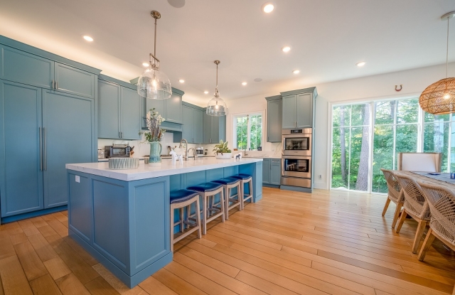 Mastering Kitchen Makeovers with Consultation and Custom Building