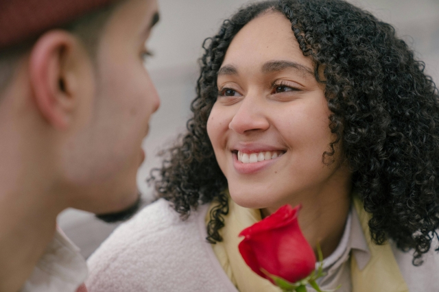 How to Make Meaningful Relationships with a Latino Chat Line Partner?
