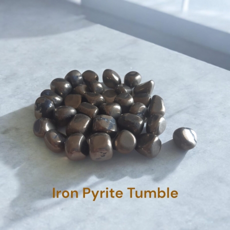 What determines the hardness of pyrite?