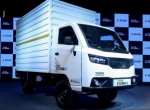 Commercial EV Mini Trucks vs. Traditional Trucks: A Comparison of Costs and Benefits