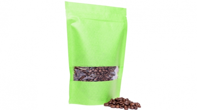 Sustainability in Packaging: How Plain Stand-Up Pouches Are Reducing Waste in the UAE
