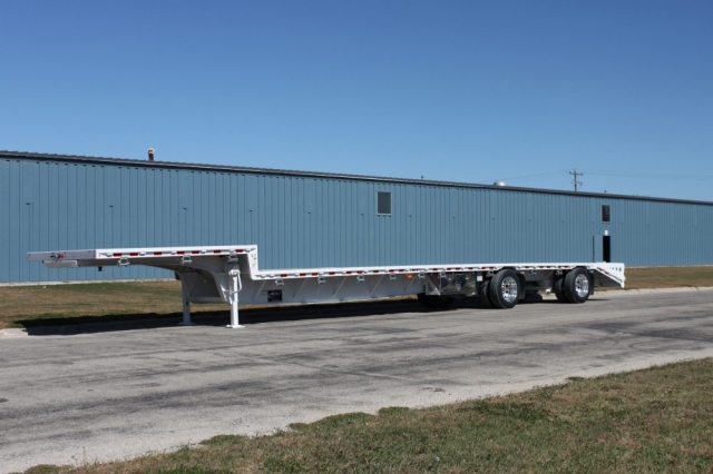 Reliable Drop Deck Trailer Hire Services with Southern Cross Truck Rentals