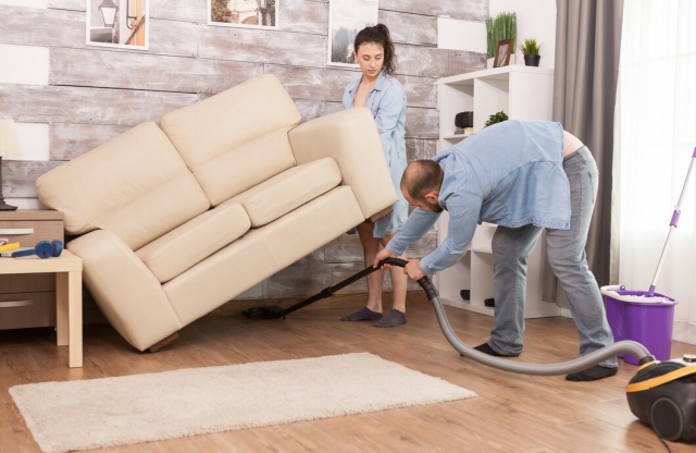 The Perfect Pair: How to Use Carpet Cleaners and Scrubs Caps to Refresh Your Space
