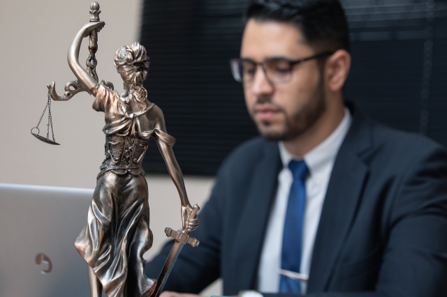 Understanding the Role of a Business & Corporate Law Attorney in Charlotte, NC