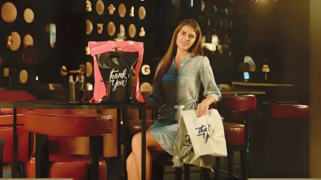 The Perfect 'Thank You': Custom Shopping Bags for Your Business