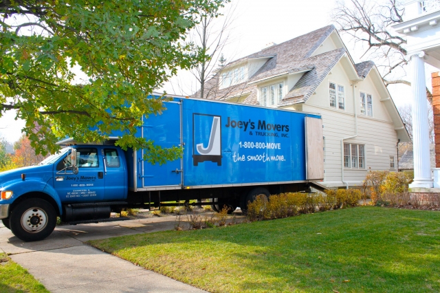 Affordable Moving Services in Chicago: How to Find the Best Deals without Sacrificing Quality