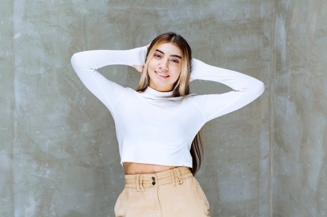5 Stylish Button-Up and Long Sleeve Tops to Elevate Your Wardrobe This Season