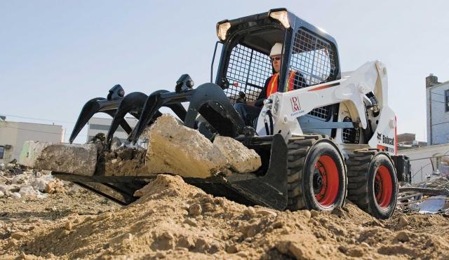 How to Choose the Right Posi Track Machine for Your Project?