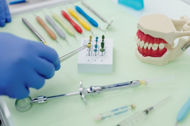 How a Family Dentist Can Help Prevent Common Oral Health Issues