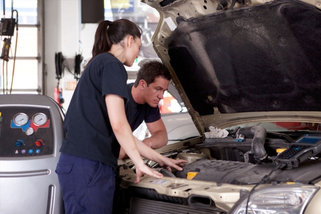 How Much Does It Cost to Repair a Transmission?