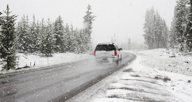 Winter Driving in Colorado: Legal Guidelines for Snow and Ice Conditions