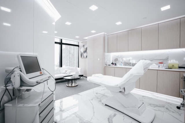 Best Dental Clinics in Tilak Nagar | Expert Care at RX Dental & Implant Centre