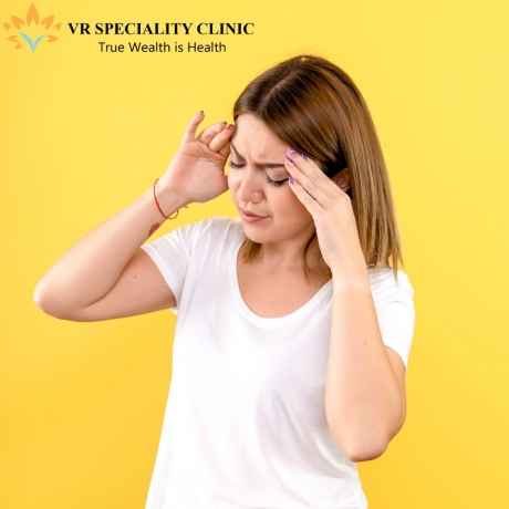 Eyebrow Headaches: Causes, Related Conditions, and Effective Treatments