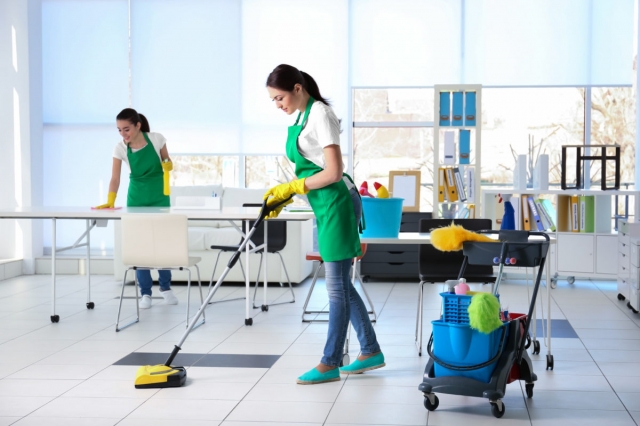 Top 5 Reasons Businesses in Dubai Should Invest in Professional Office Cleaning Services