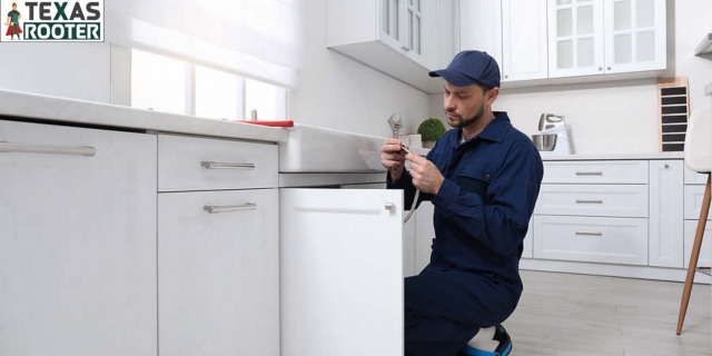 10 Things to Know Before Hiring a Plumber