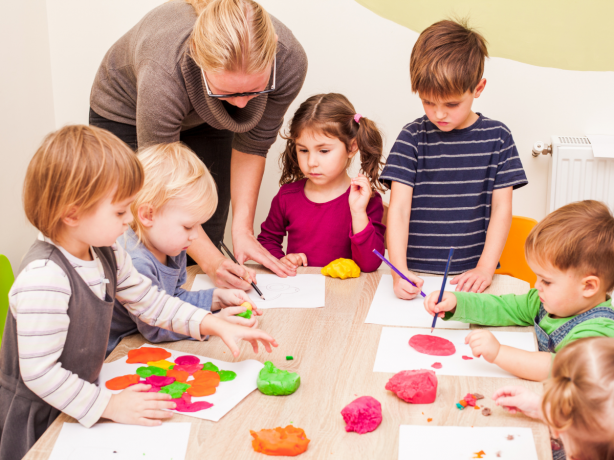 Why Childhood Education Training Courses Are Crucial for Developing Future Generations