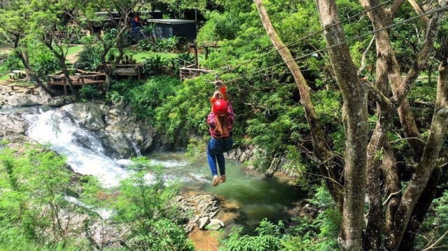 Why Aqua Tours Fiji’s Zipline Fiji Packages Are Perfect for Families
