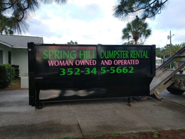 8 Advantages of Opting for Roofing Dumpster Rental in Spring Hill, FL