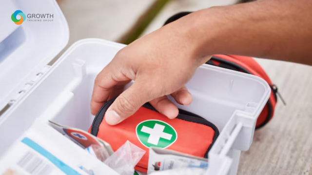 5 Essential First Aid Procedures Everyone Should Know