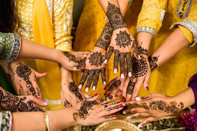 How To Organize The Perfect Mehndi Event