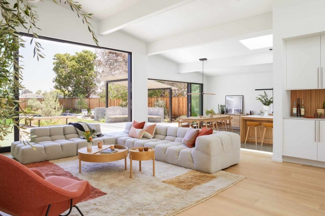 How to Design a Budget-Friendly Living Room and Kitchen
