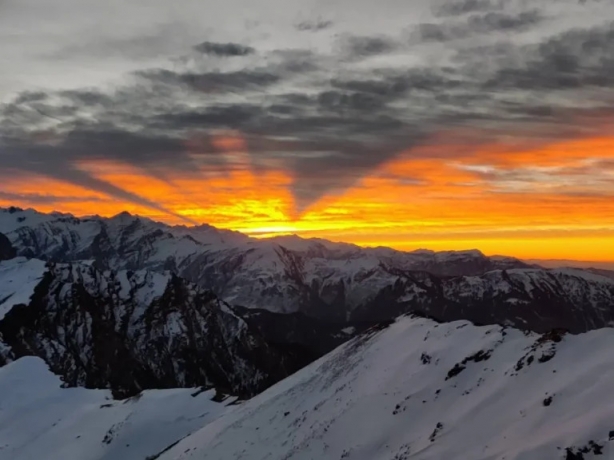 Kedarkantha Trek: The Perfect Adventure for Snow Lovers