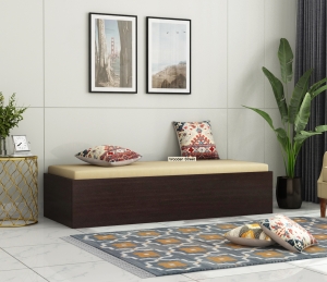 How Can I Style My Diwan Bed for Different Occasions | Wooden Street
