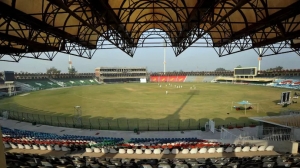 DC vs RCB Weather Report And Pitch Report Of Vadodara