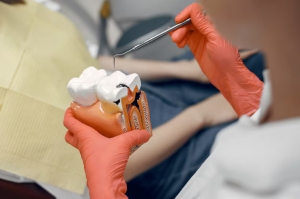 Root Canal Treatment in Pimple Saudagar | Dr. Kavita