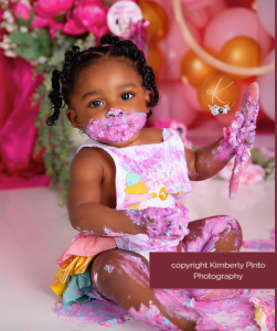 When to Book a Cake Smash Photoshoot for Your Baby’s First Birthday