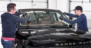 Expert Auto Glass Repair Services in Las Vegas: Fast and Reliable Solutions