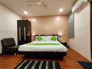 Best PG in Noida Sector 19 | Boys Paying Guest