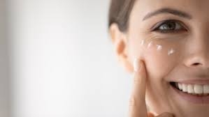 Understanding the Uses and Risks of Hydroquinone