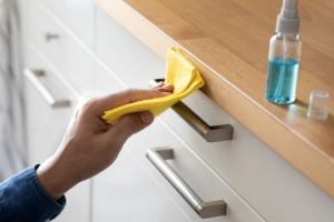 How to Clean White Kitchen Cabinets: The Complete 2025 Guide