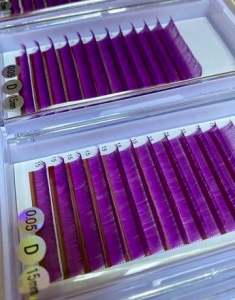 Lash Extensions: Should You Get Them if You Have Sensitive Skin?