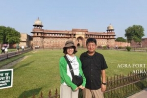 Discover the Wonders of the Taj Mahal with the Best Taj Mahal Day Tour