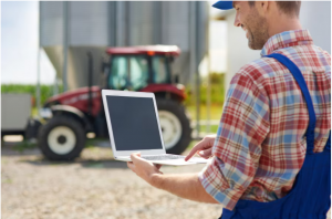How Small Businesses Can Compete with Big Players Using Field Service Management Software 