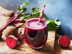 Best 10 Organic Juices That Help You Feel Light & Energized - HolyIndia