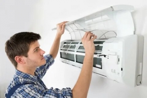 Experience the professional AC service Dubai solutions with Urban Mop for optimal cooling effectiveness