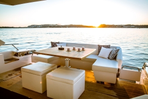 Yacht Charter Nuevo Vallarta