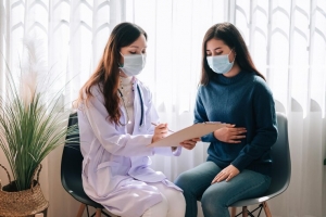 Best PCOS Doctor in Noida – Expert Care by Dr. Anu Goswami