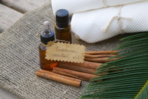 The Scent of Spirituality: Arabic Perfume Trends for Ramadan 2025