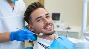 Latest Trends in Cosmetic Dentistry for a Celebrity Smile in 2025