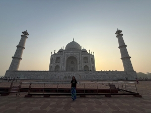 Taj Mahal Sunrise Tour by Car From Delhi - Golden Taj Tours