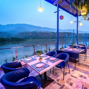 7 Reasons Why Travelers Love Staying at Riverside Hotels