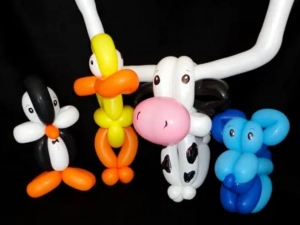 Elevate Your Event with a Balloon Artist in Vancouver BC