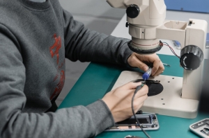 The Mobile Hub: Expert Repair Services in Brisbane and Gladstone