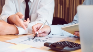 Wealth Advisor Elias Friedman Addresses Financial Security in Uncertain Times