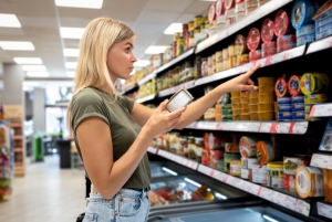 Why Are NYC Convenience Stores the Go-To Spot for Late Night Snacks?