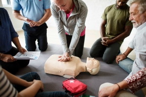Your Guide to Enrolling in CPR Classes Tucson for Emergency Preparedness